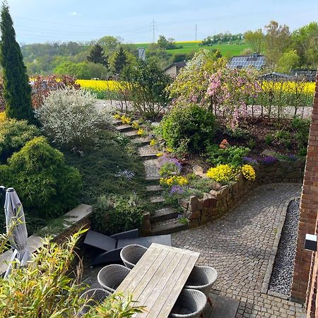 Attraktive Wohnung-Elztalidyll-Zwischen Mosel,Nuerburgring Und Burg Eltz Kollig Екстериор снимка