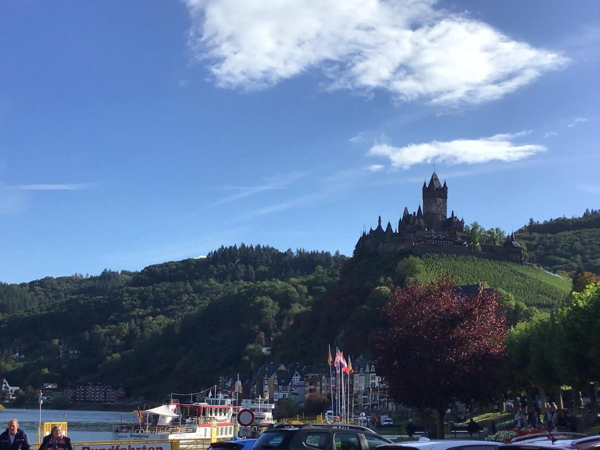 Attraktive Wohnung-Elztalidyll-Zwischen Mosel,Nuerburgring Und Burg Eltz Kollig Екстериор снимка