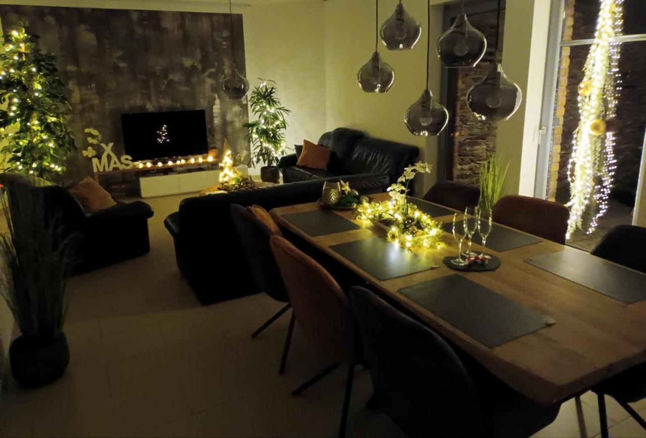 Attraktive Wohnung-Elztalidyll-Zwischen Mosel,Nuerburgring Und Burg Eltz Kollig Екстериор снимка