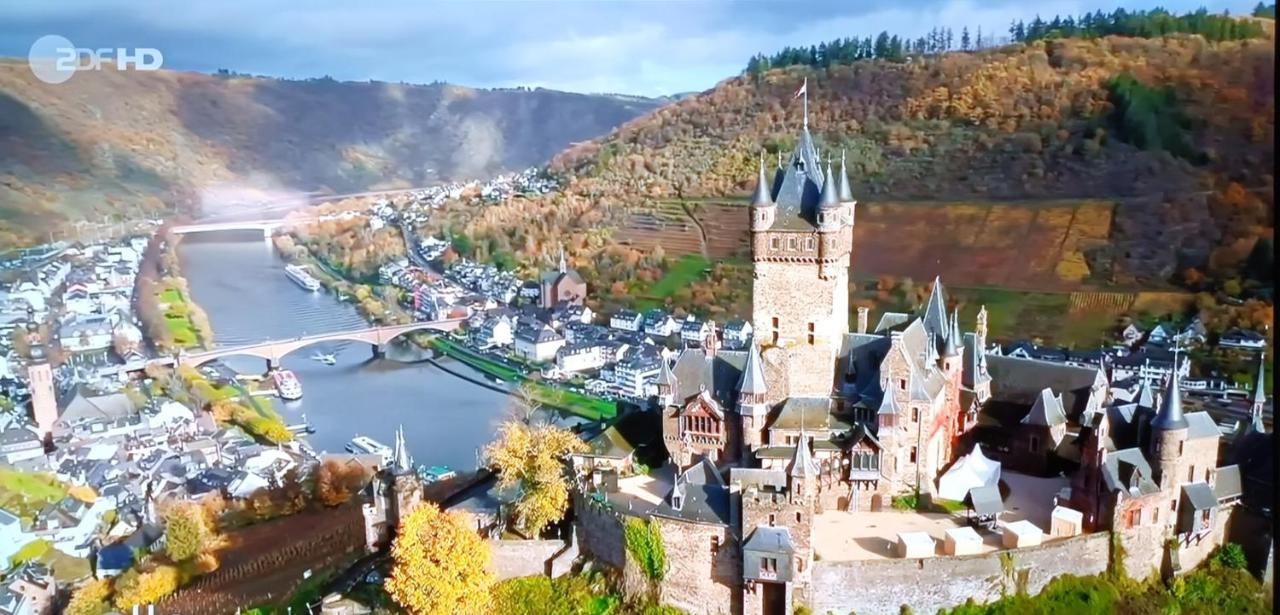 Attraktive Wohnung-Elztalidyll-Zwischen Mosel,Nuerburgring Und Burg Eltz Kollig Екстериор снимка