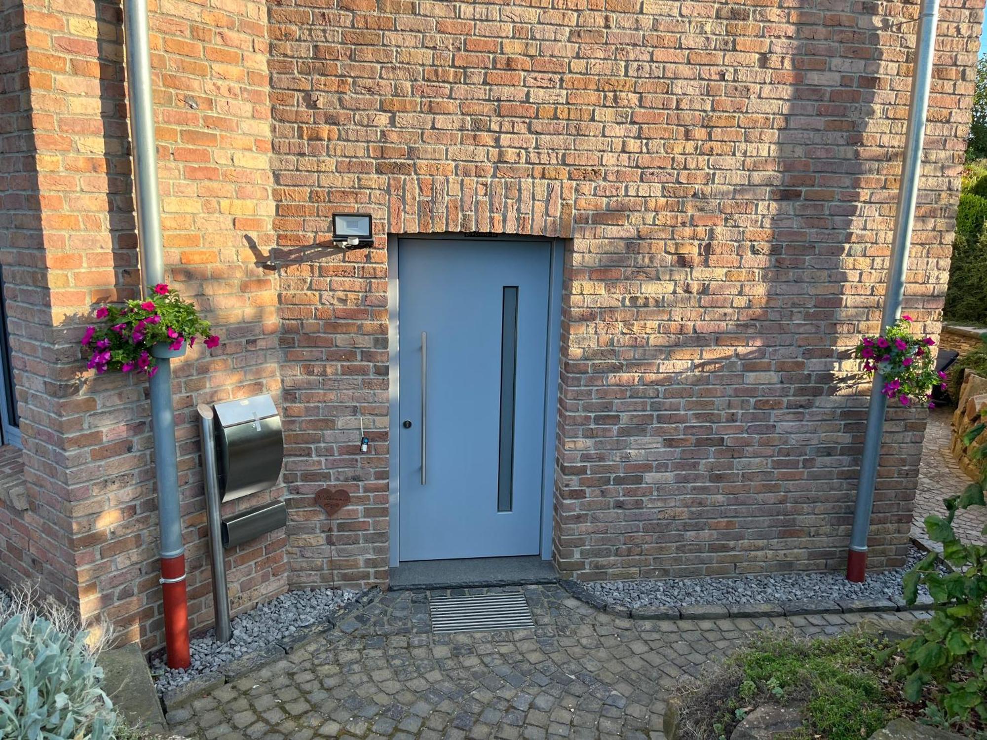 Attraktive Wohnung-Elztalidyll-Zwischen Mosel,Nuerburgring Und Burg Eltz Kollig Екстериор снимка